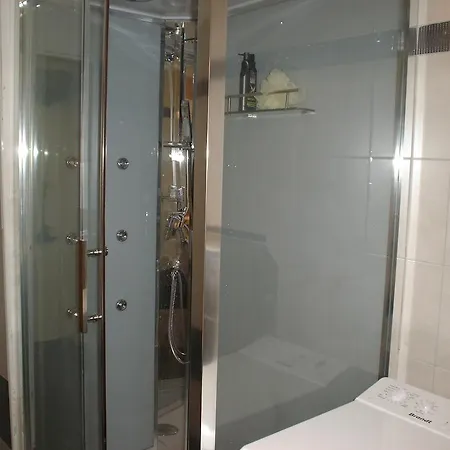 Alex Apartment *